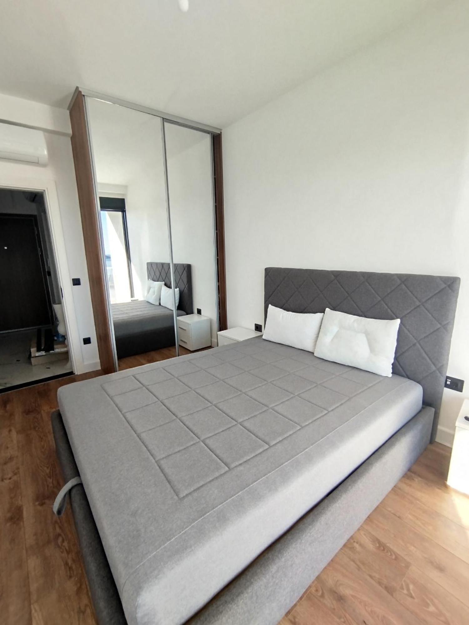 Apartment Elia - Great One Bedroom With Pool And Seaview *