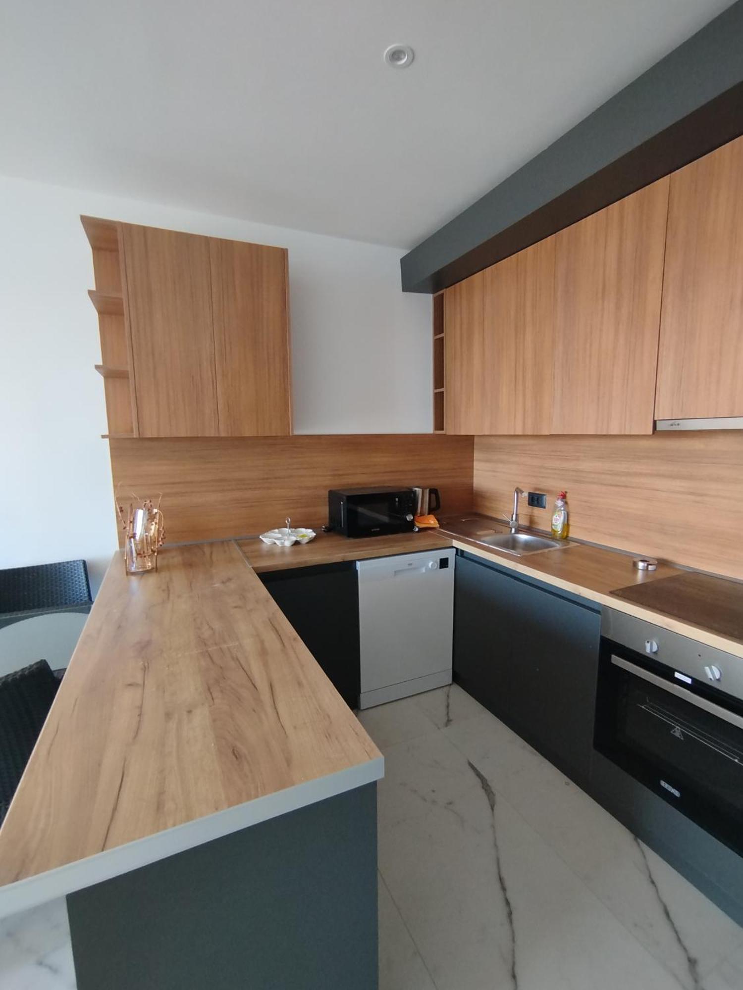 Apartment Elia - Great One Bedroom With Pool And Seaview Budva