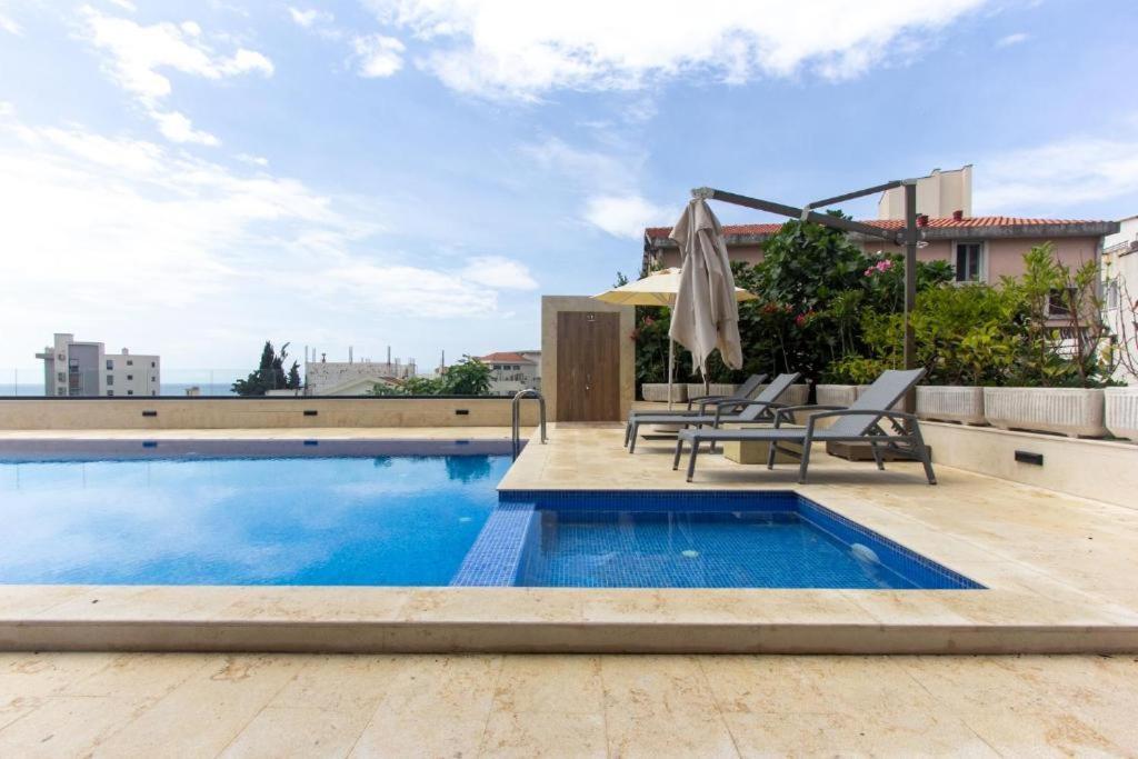 Elia - Great One Bedroom With Pool And Seaview