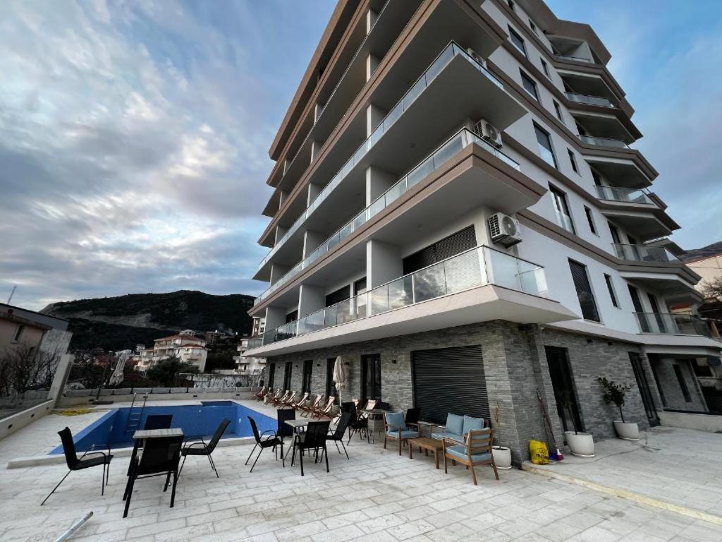 Elia - Great One Bedroom With Pool And Seaview