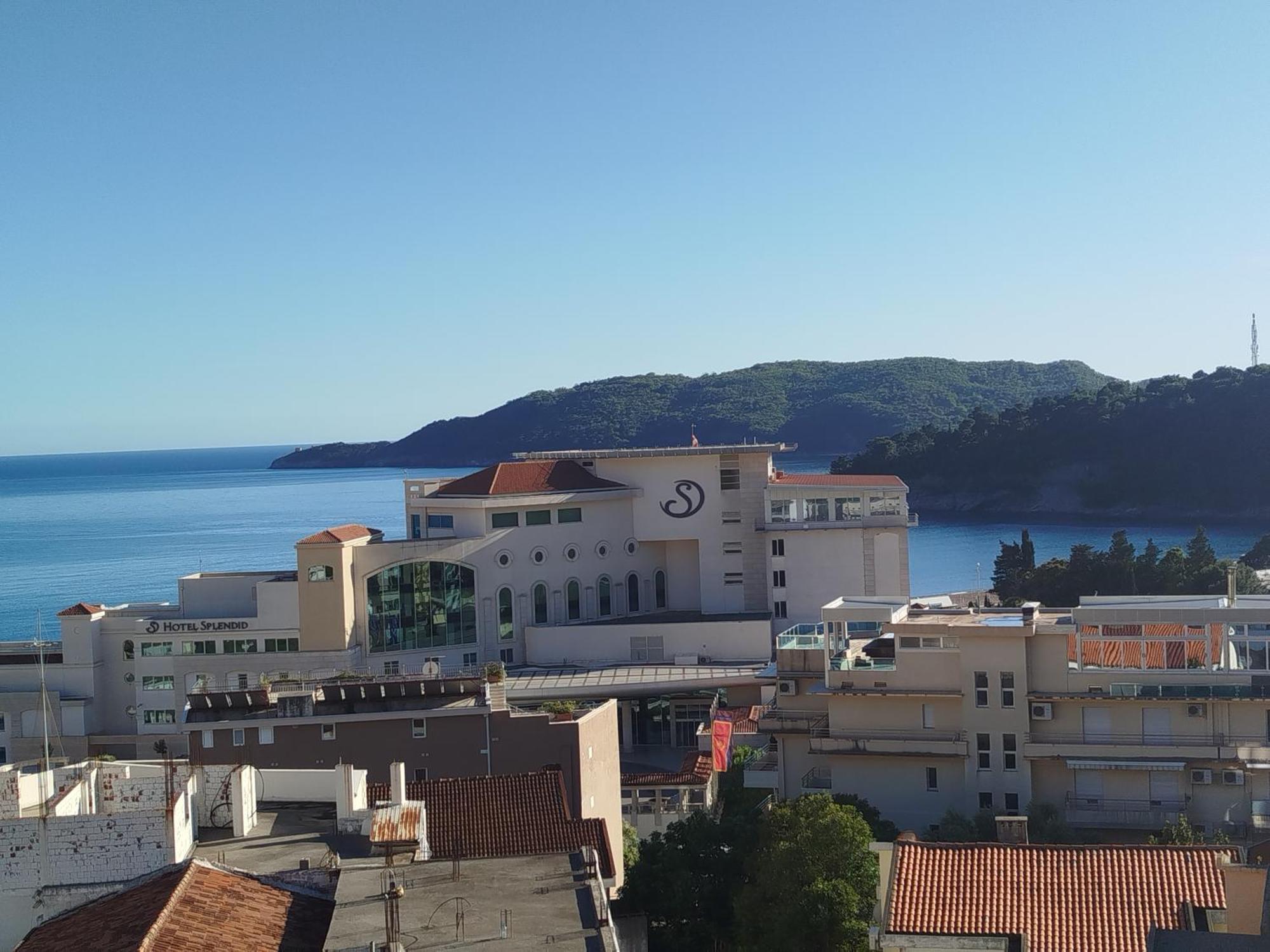 Elia - Great One Bedroom With Pool And Seaview Budva